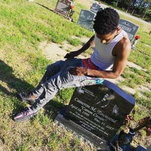 Meet your Posher, Leel